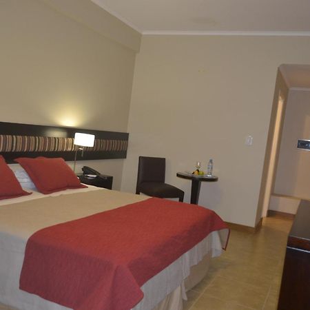 Tartagal Almunecar Hotel מראה חיצוני תמונה